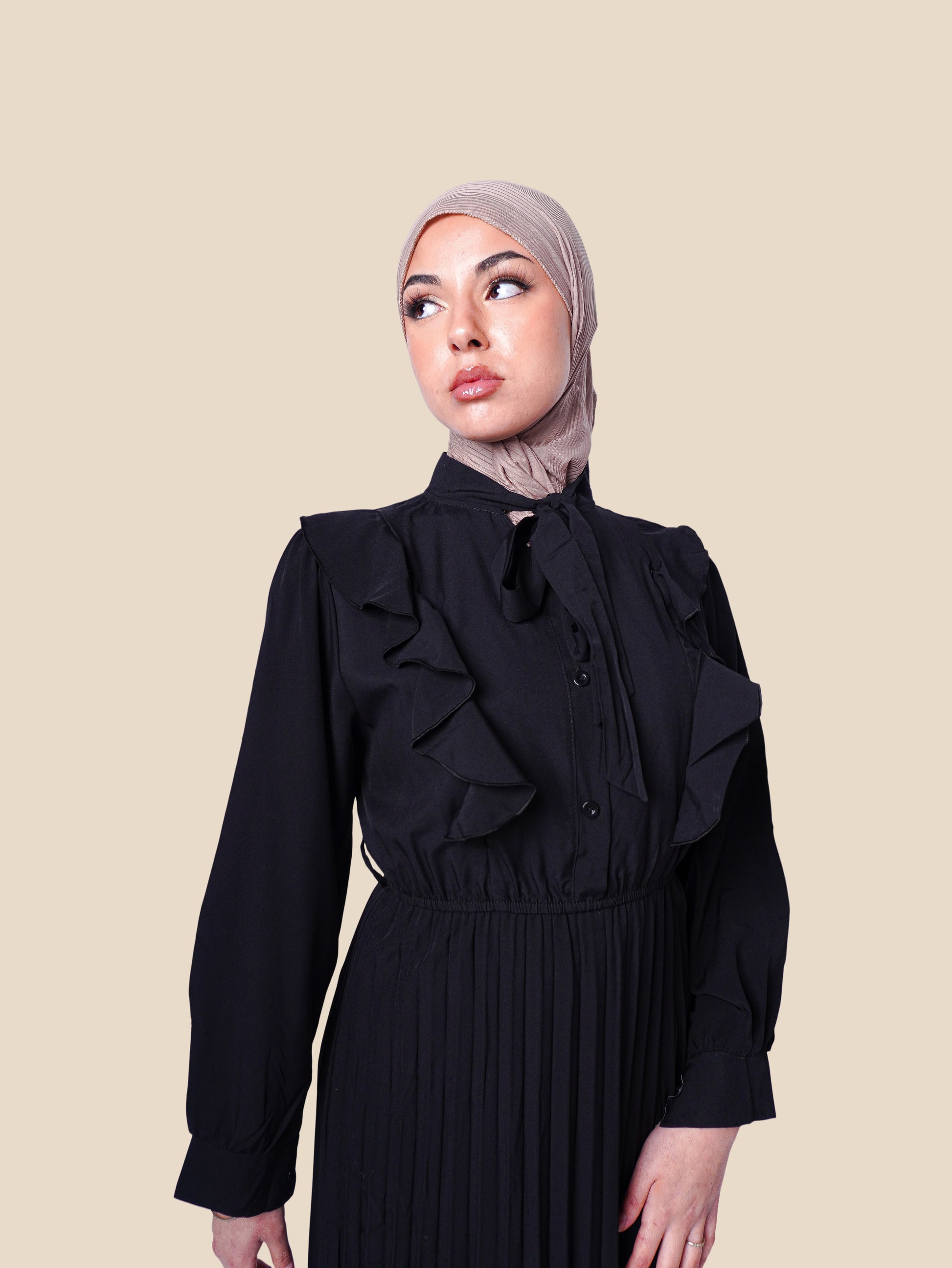 The Modest Mum Pleated Breastfeeding Dress in Black
